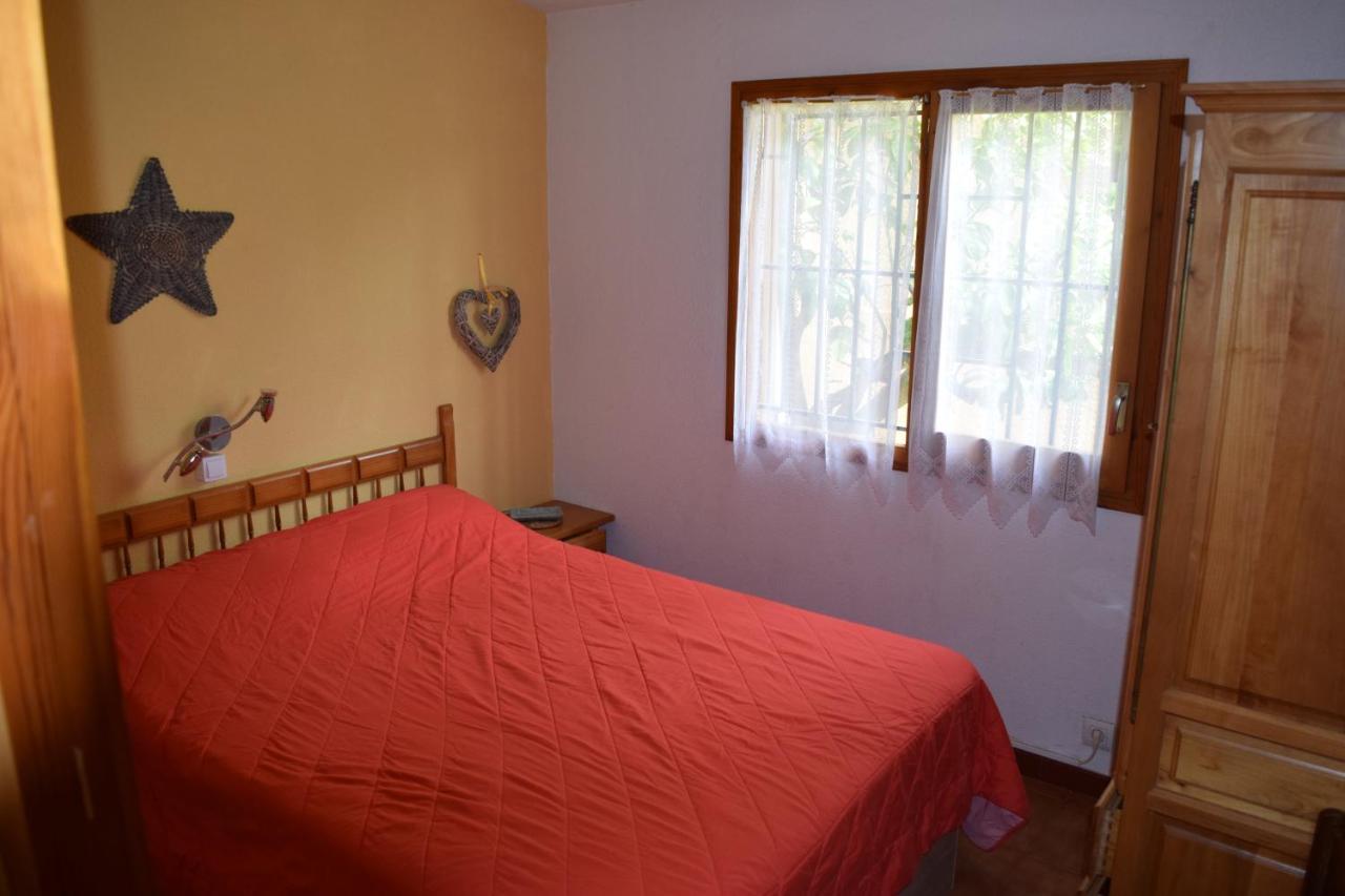 Casa 30 * L' Escala
